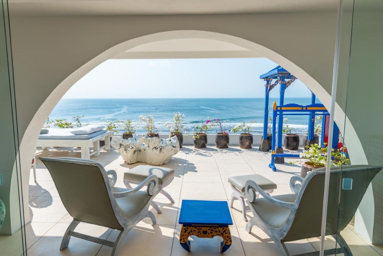 Villa Morabito Art Cliff à Uluwatu Extérieur photo